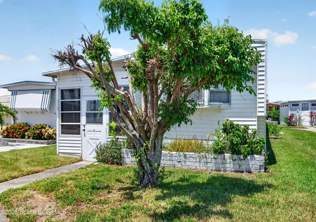 Photo 2 of Manufactured home for sale at 250 Liberty Ln, Melbourne Beach, FL 32951 | MLS# 1085906 | Listing updated on 2026-08-29