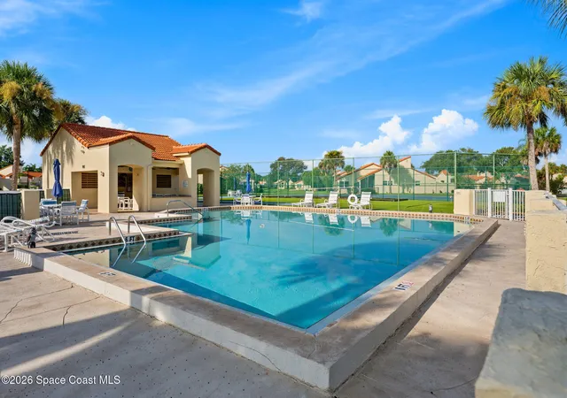 Photo 4 of Townhouse for sale at 729 Green Valley Ln, Melbourne, FL 32940 | MLS# 1086030 | Listing updated on 2026-09-13