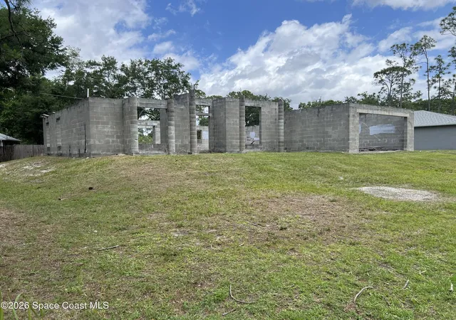 Photo 1 of Single family home for sale at 765 Carousel St Se, Palm Bay, FL 32909 | MLS# 1086237 | Listing updated on 2026-09-14