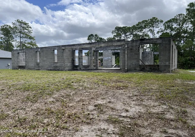 Photo 4 of Single family home for sale at 765 Carousel St Se, Palm Bay, FL 32909 | MLS# 1086237 | Listing updated on 2026-09-14