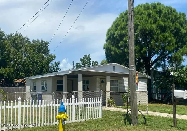3rd image of 6205 S Harold Ave, Tampa, FL 33616 | MLS# 1085542