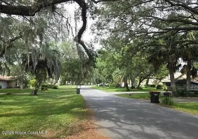 5th image of 663 Silver Pass, Ocala, FL 34472 | MLS# 1085547