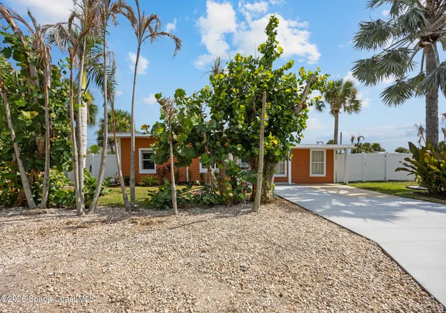 Photo 1 of Single family home for sale at 125 Franklyn Ave, Indialantic, FL 32903 | MLS# 1085624 | Listing updated on 2026-09-18