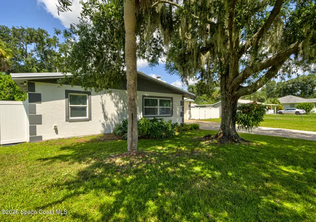 Photo 3 of Single family home for sale at 5 Ohio St, Cocoa, FL 32926 | MLS# 1085618 | Listing updated on 2026-10-07