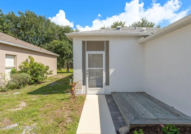 4th image of 2432 Misty Way Ln, Melbourne, FL 32935 | MLS# 1085609