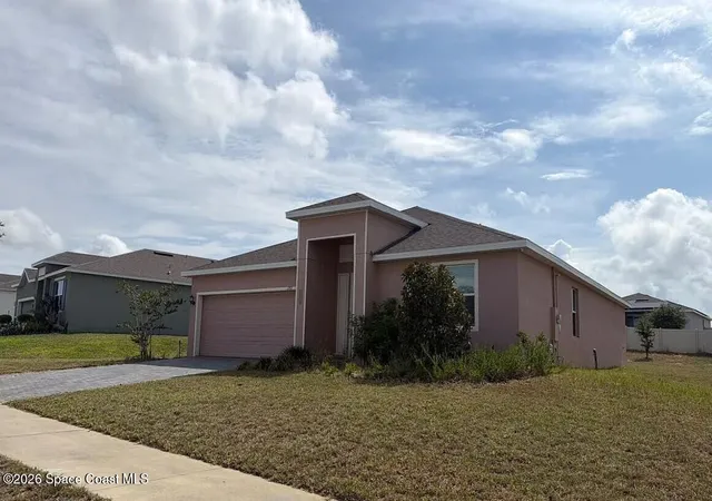 2nd image of 172 Roseville Dr, Haines City, FL 33844 | MLS# 1085626
