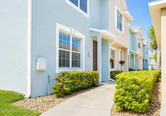 Photo 1 of Townhouse for sale at 35 Pinafore Pl, Indialantic, FL 32903 | MLS# 1085647 | Listing updated on 2026-09-15