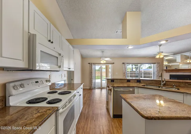 Photo 3 of Single family home for sale at 2010 Belmont Wy, West Melbourne, FL 32904 | MLS# 1085689 | Listing updated on 2026-09-09