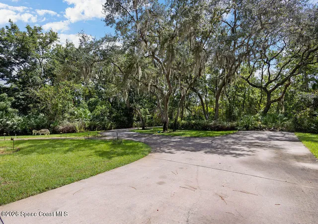Photo 3 of Sale Pending at 3660 Brennan Dr, Melbourne, FL 32934 | MLS# 1085860 | Listing updated on 2026-09-18