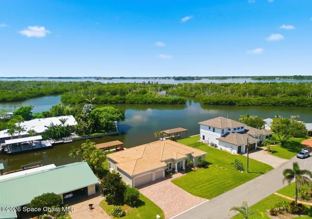 Photo 1 of Single family home for sale at 411 Hiawatha Wy, Melbourne Beach, FL 32951 | MLS# 1086044 | Listing updated on 2026-08-27
