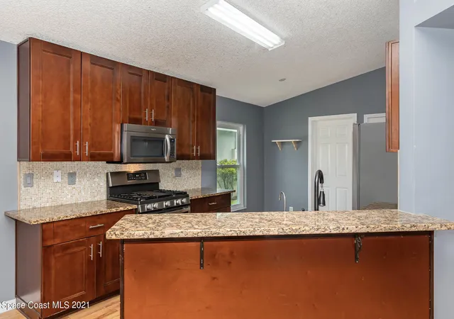 5th image of 470 Wickham Lakes Dr, Melbourne, FL 32940 | MLS# 1085782