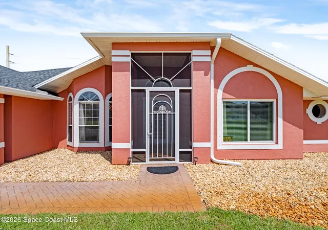 Photo 3 of Single family home for sale at 6350 Park Chester Ter, Vero Beach, FL 32967 | MLS# 1085790 | Listing updated on 2026-09-30