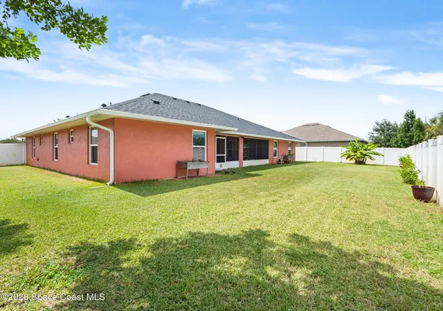 Photo 3 of Single family home for sale at 6350 Park Chester Ter, Vero Beach, FL 32967 | MLS# 1085790 | Listing updated on 2026-09-30