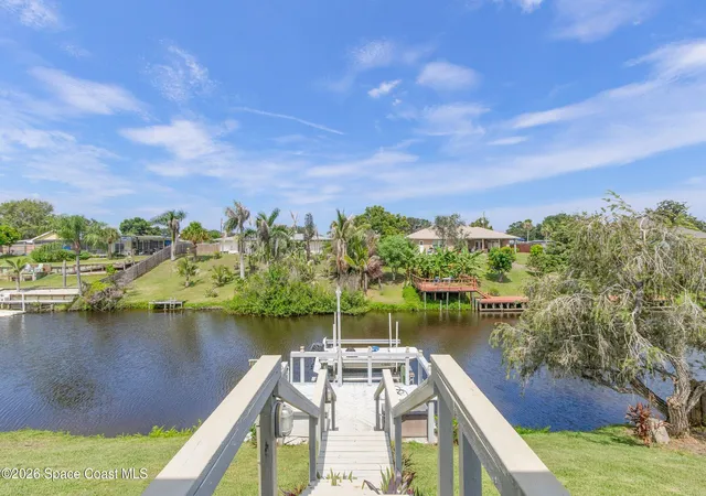 Photo 1 of Single family home for sale at 889 Vance Cir Ne, Palm Bay, FL 32905 | MLS# 1085809 | Listing updated on 2026-09-18