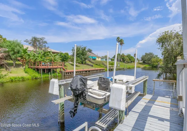 Photo 3 of Single family home for sale at 889 Vance Cir Ne, Palm Bay, FL 32905 | MLS# 1085809 | Listing updated on 2026-10-02