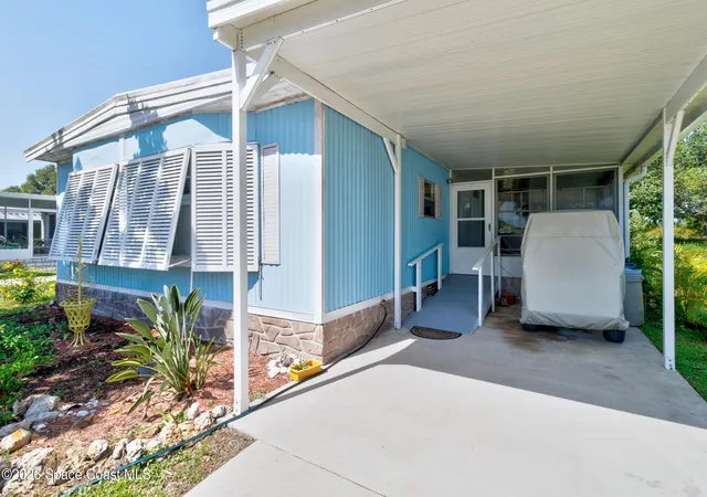 Photo 2 of Sale Pending at 1115 Wren Cir, Barefoot Bay, FL 32976 | MLS# 1085877 | Listing updated on 2026-08-30