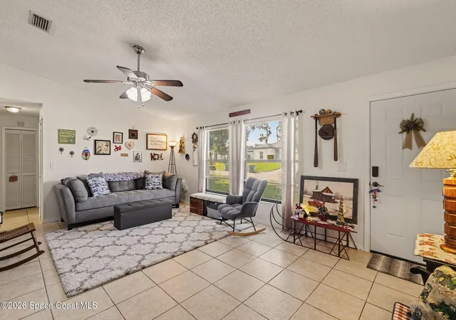 Photo 4 of Single family home for sale at 1309 Sagbloom St Se, Palm Bay, FL 32909 | MLS# 1085965 | Listing updated on 2026-09-13