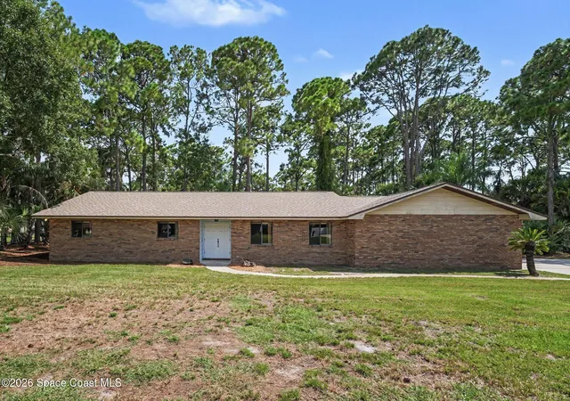 Photo 3 of Single family home for sale at 8001 Pine Needle Ln, West Melbourne, FL 32904 | MLS# 1086208 | Listing updated on 2026-09-01