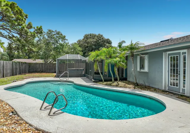 Photo 2 of Single family home for sale at 2983 W Ontario Cir, Melbourne, FL 32935 | MLS# 1086333 | Listing updated on 2026-09-18