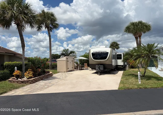 Photo 3 of Manufactured home for sale at 3293 Dockside Ln #62, Melbourne Beach, FL 32951 | MLS# 1086035 | Listing updated on 2026-08-31