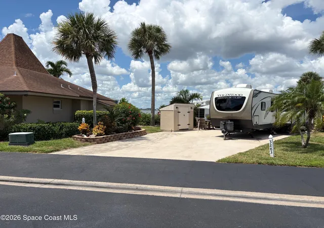 Photo 2 of Manufactured home for sale at 3293 Dockside Ln #62, Melbourne Beach, FL 32951 | MLS# 1086035 | Listing updated on 2026-08-31