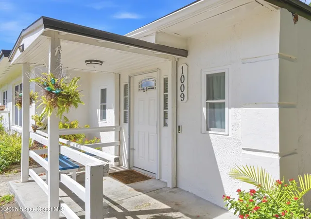 Photo 2 of Single family home for sale at 1009 Greenwood Wy, Cocoa, FL 32922 | MLS# 1086037 | Listing updated on 2026-08-27