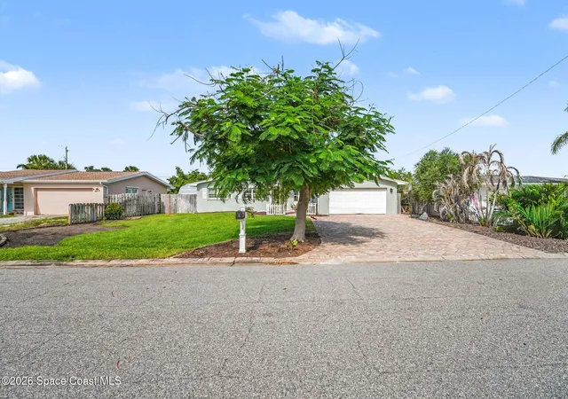 Photo 4 of Single family home for sale at 2355 Reef Ave, Indialantic, FL 32903 | MLS# 1086270 | Listing updated on 2026-09-07