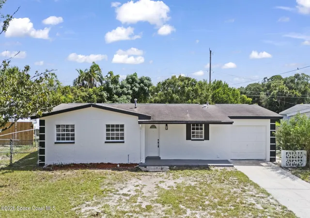 Photo 1 of Single family home for sale at 2107 Michigan Ave, Cocoa, FL 32926 | MLS# 1086149 | Listing updated on 2026-09-11