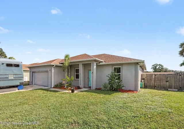 Photo 1 of Single family home for sale at 521 Borraclough Ave Nw, Palm Bay, FL 32907 | MLS# 1086138 | Listing updated on 2026-09-18