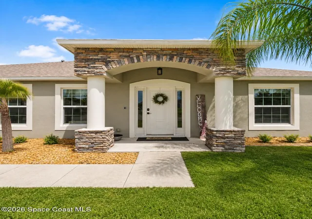 Photo 3 of Single family home for sale at 563 Alesio Ave Se, Palm Bay, FL 32909 | MLS# 1086215 | Listing updated on 2026-09-11
