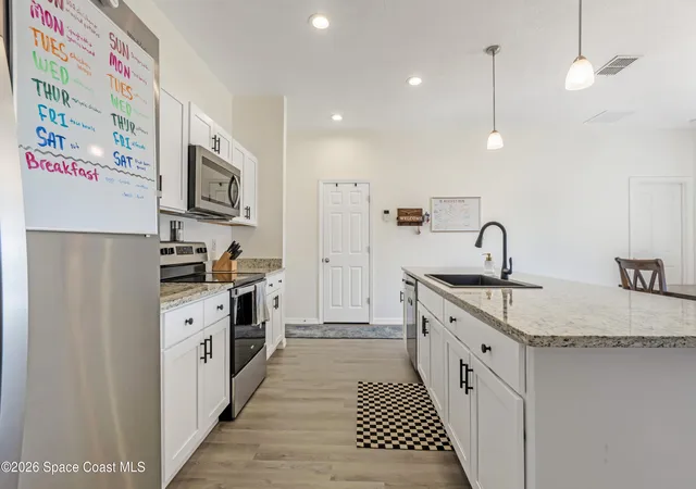 Photo 4 of Single family home for sale at 2111 Thames Rd Se, Palm Bay, FL 32909 | MLS# 1086163 | Listing updated on 2026-09-15