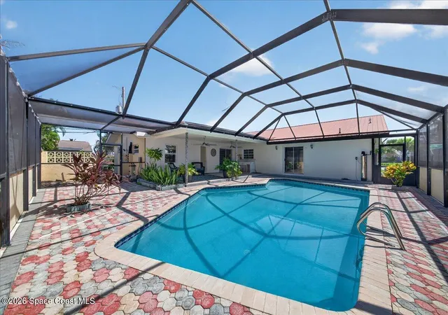 Photo 1 of Single family home for sale at 150 Magnolia St, Satellite Beach, FL 32937 | MLS# 1086146 | Listing updated on 2026-09-19