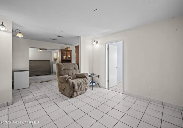 Photo 4 of Single family home for sale at 209 Prince Ave, Melbourne, FL 32901 | MLS# 1086282 | Listing updated on 2026-10-06