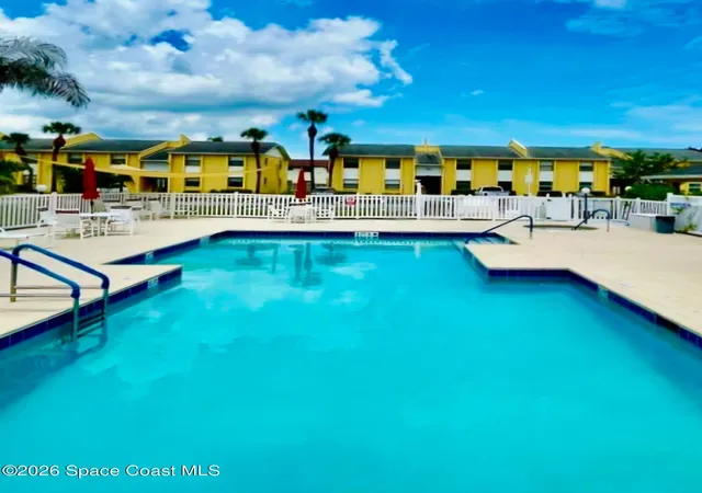 Listing Photo 2 - Condo for sale in building located at 596 N Wickham Rd, Melbourne, FL 32935 - Unit #40