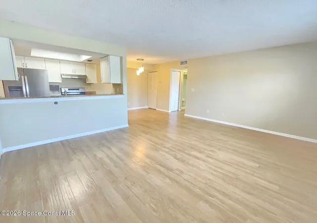 Listing Photo 4 - Condo for sale in building located at 596 N Wickham Rd, Melbourne, FL 32935 - Unit #40