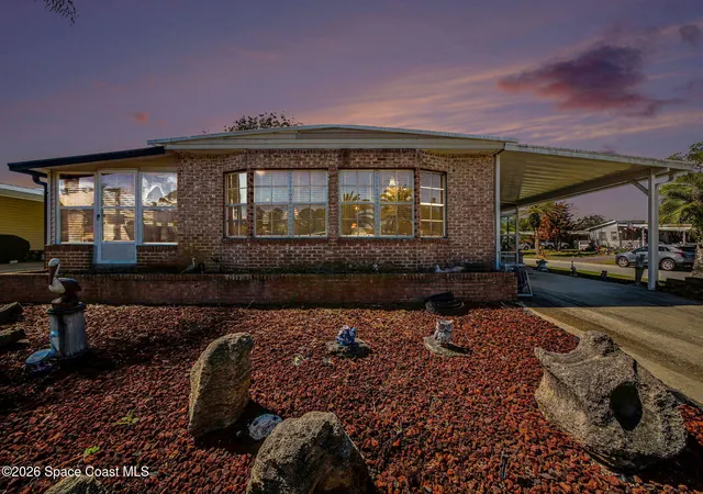 Photo 1 of Manufactured home for sale at 732 Dove Ave N, Port Orange, FL 32129 | MLS# 1086246 | Listing updated on 2026-09-15