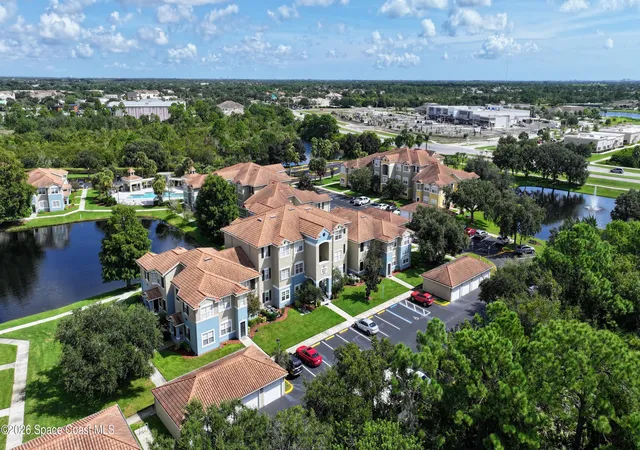 Listing Photo 4 - Condo for sale in building located at 5683 Star Rush Dr, Melbourne, FL 32940 - Unit #101