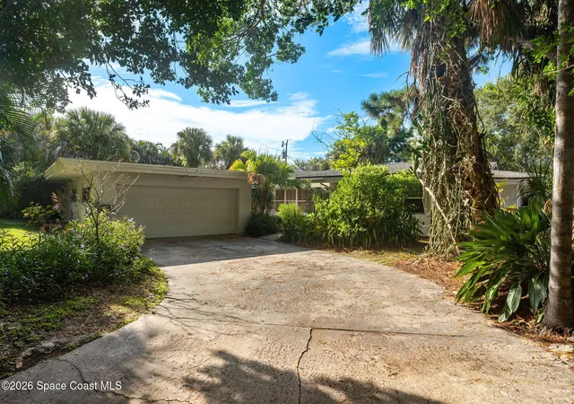 Photo 3 of Sale Pending at 317 Cocoa Ave, Indialantic, FL 32903 | MLS# 1086385 | Listing updated on 2026-09-03