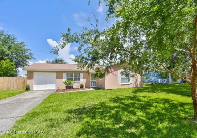 Photo 1 of Single family home for sale at 6044 Fauna Ln, Apollo Beach, FL 33572 | MLS# 1086361 | Listing updated on 2026-09-01