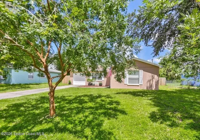 Photo 2 of Single family home for sale at 6044 Fauna Ln, Apollo Beach, FL 33572 | MLS# 1086361 | Listing updated on 2026-09-01