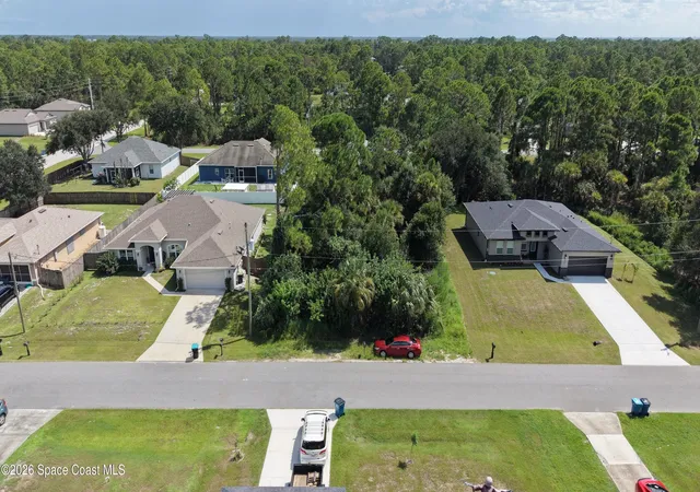 Photo 3 of Sale Pending at 582 Poplar St SE, Palm Bay, FL 32909 | MLS# 1086398 | Listing updated on 2026-09-07