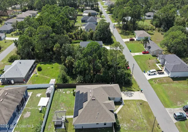 Photo 4 of Sale Pending at 582 Poplar St SE, Palm Bay, FL 32909 | MLS# 1086398 | Listing updated on 2026-09-07