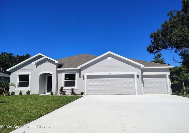 Single family home for sale at 1037 Sally St SE, Palm Bay, FL 32909 | MLS# 1086980