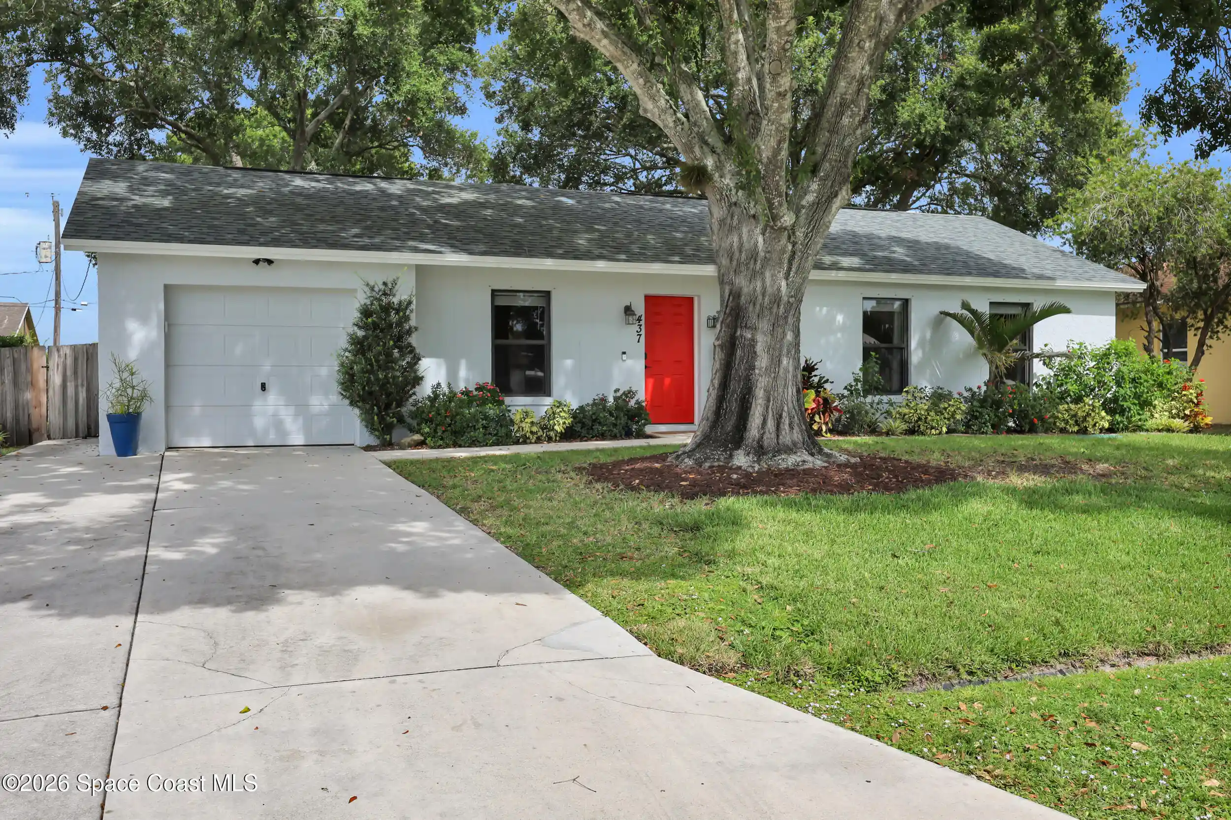 Photo 1 of Sale Pending at 437 Sw Nativity Ter, Port Saint Lucie, FL 34984 | MLS# 1089108 | Listing updated on 2026-10-06