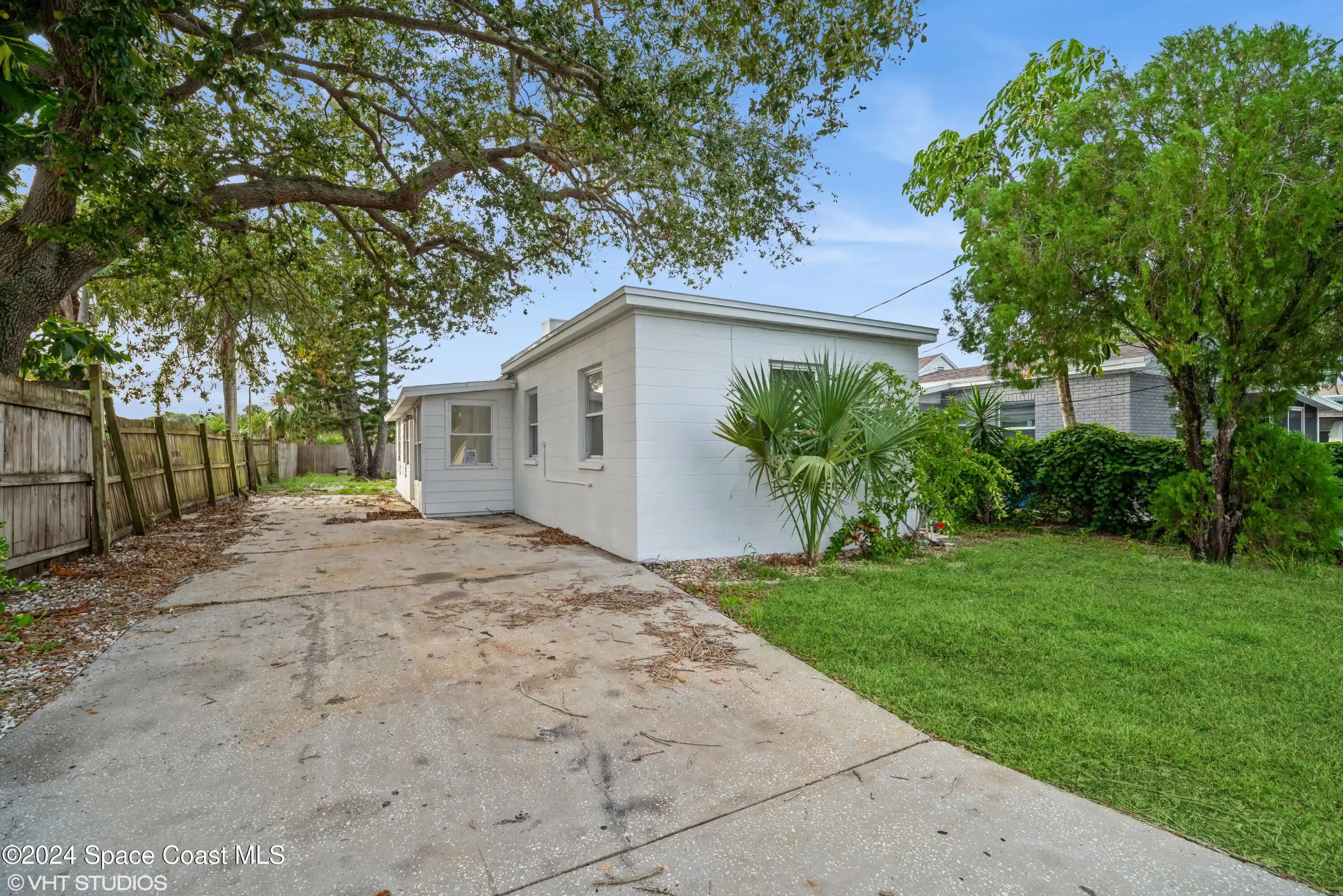 Single family home for sale at 2154 Henry St NE, Palm Bay, FL 32905 | MLS# 1089107