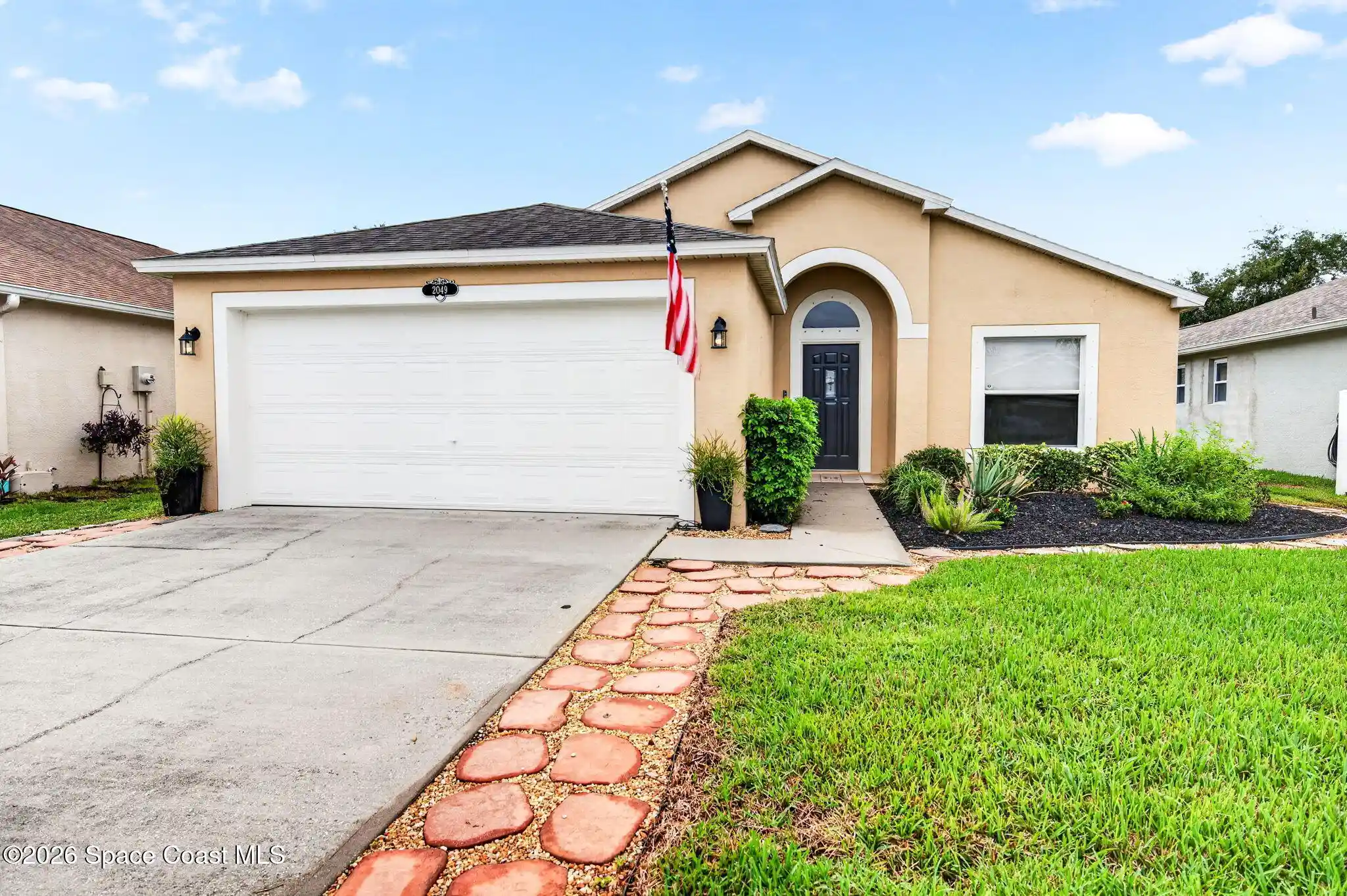 Photo 1 of Single family home for sale at 2049 Caledonia Pl, Melbourne, FL 32940 | MLS# 1089225 | Listing updated on 2026-10-11