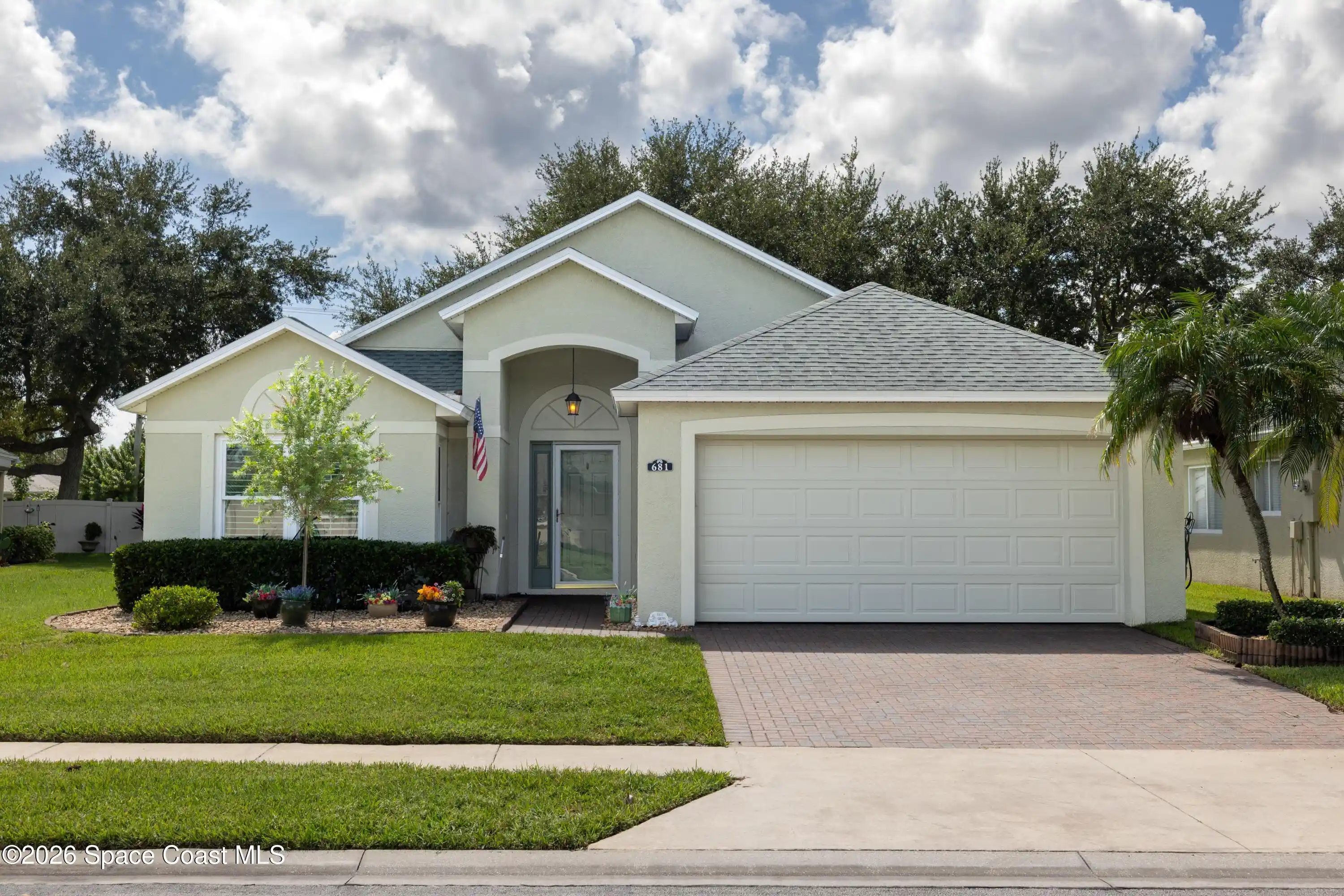 Photo 1 of Single family home for sale at 681 Indian Oaks Dr, Melbourne, FL 32901 | MLS# 1089631 | Listing updated on 2026-10-28