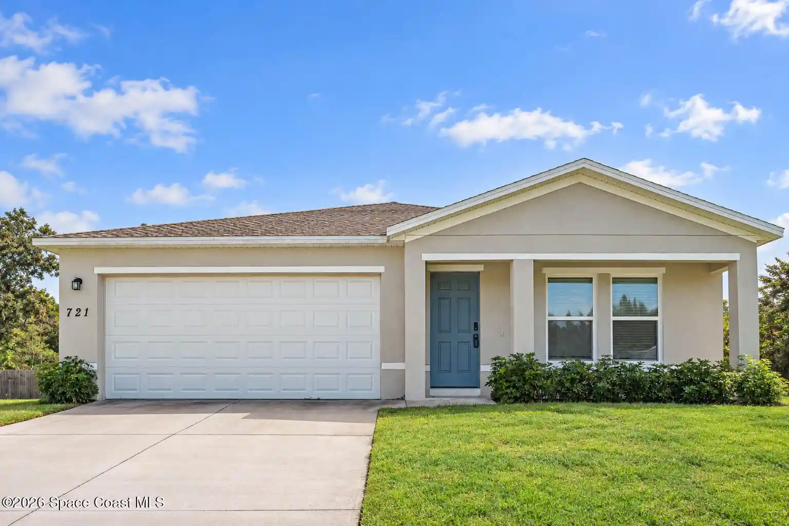 Single family home for sale at 721 Daysland Ave SW, Palm Bay, FL 32908 | MLS# 1089828