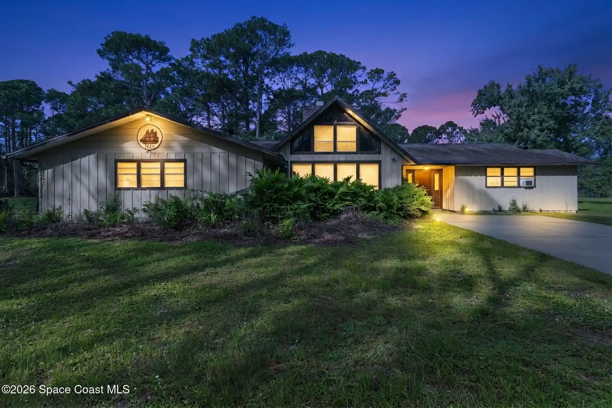 Photo 1 of Sale Pending at 1502 Willard Rd Nw, Palm Bay, FL 32907 | MLS# 1090448 | Listing updated on 2026-10-29