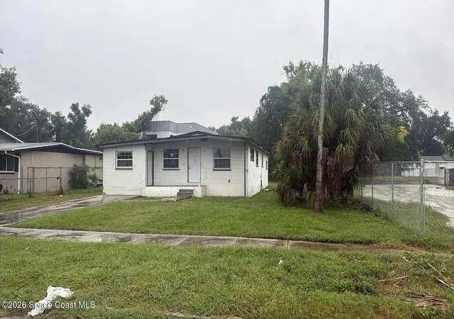 Photo 1 of Single family home for sale at 111 W Keyes Ave, Tampa, FL 33602 | MLS# 1091156 | Listing updated on 2026-10-30
